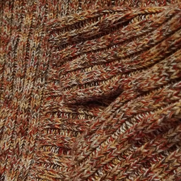 Turtle neck sweater - Picture 4 of 4